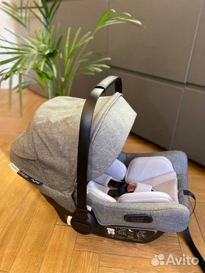 Автокресло 0 + база Bugaboo Turtle Air by Nuna