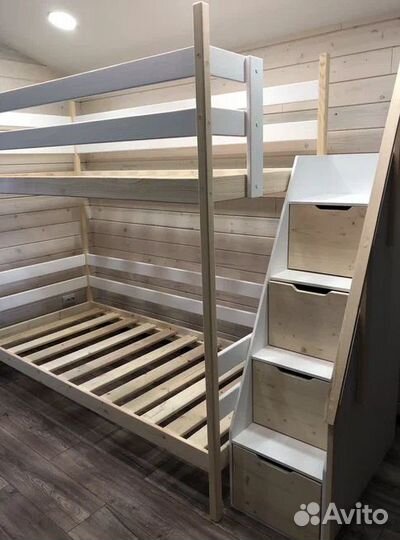 Двухъярусная кровать с лестницей комодом 190х80