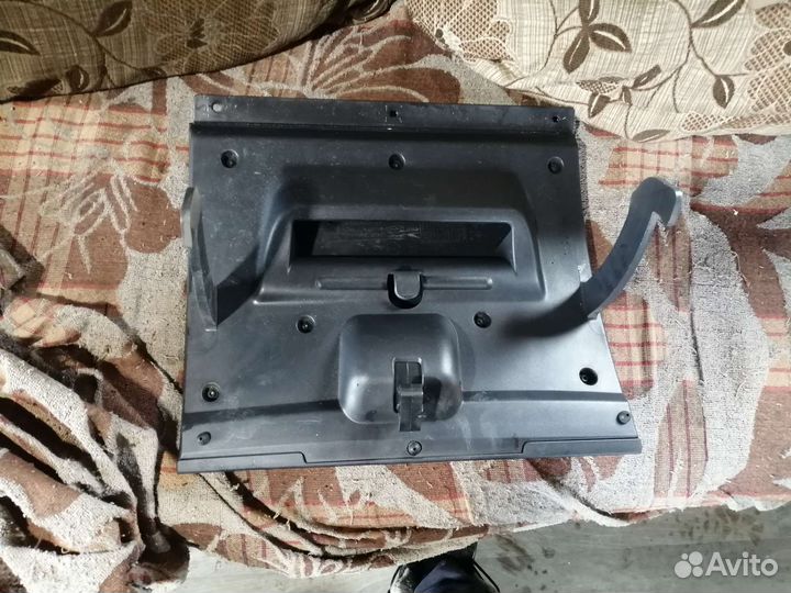 Крышка бардачка рено логан 2