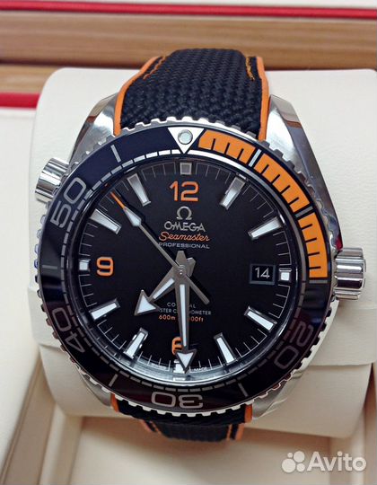 Часы Omega Seamaster Planet Ocean 600M 43.5мм NEW