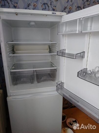 Холодильник атлант бу