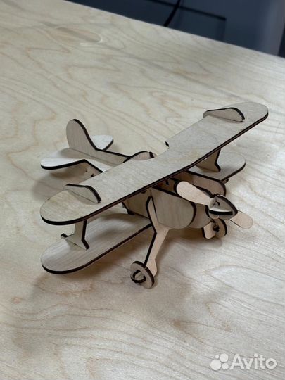 Лазерная резка фанеры и гравировка