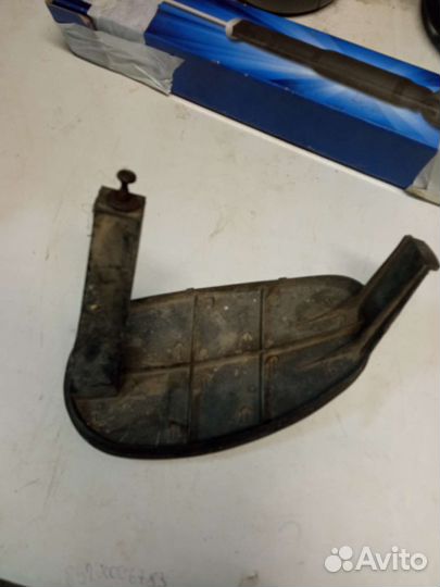 Заглушка противотуманки ланос, сенс, шанс