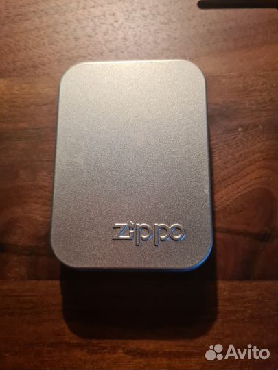 Zippo. Месяц. 99 г. Barret Smythe. Оч редкая. NEW