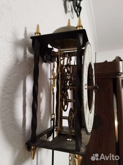 Часы настенные hermle