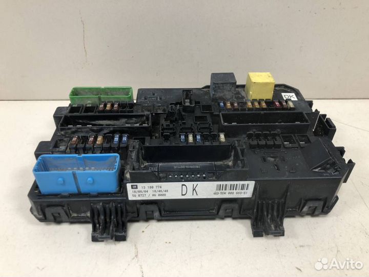 Блок предохранителей Opel Astra H / Family 2004-20