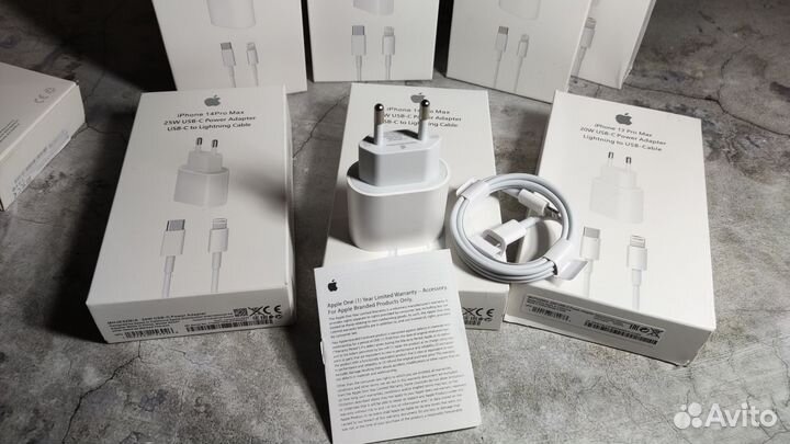 Зарядное устройство на iPhone