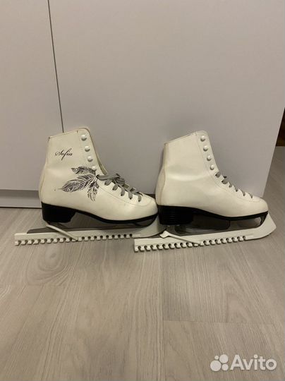 Коньки женские 42 размер