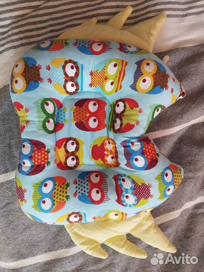 Подушка для укачивания и кормления на руку