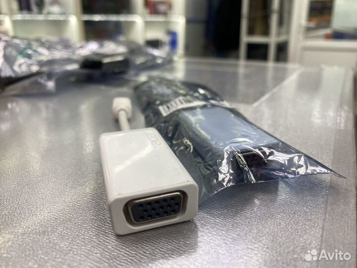 Переходник mini DisplayPort-VGA
