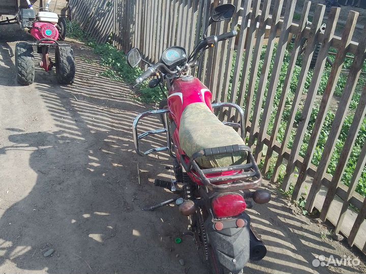 Продам мопед не на ходу нужно головку