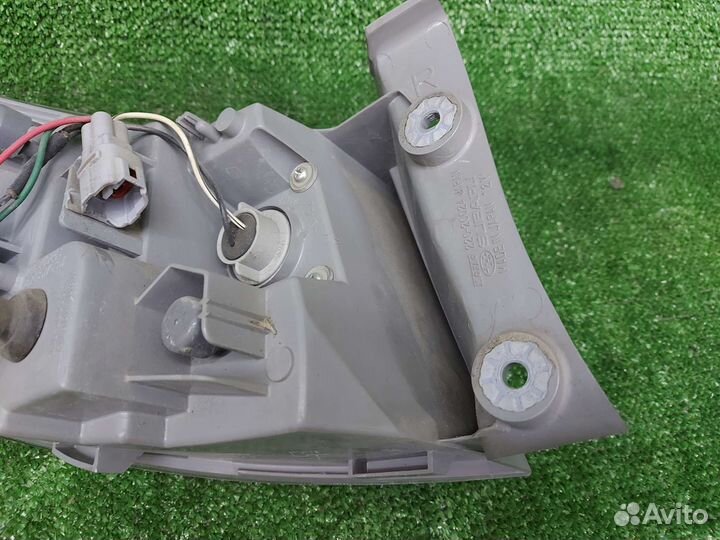 Фонарь задний Subaru Impreza GH GR правый