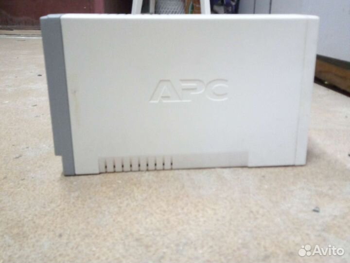 Бесперебойник APC