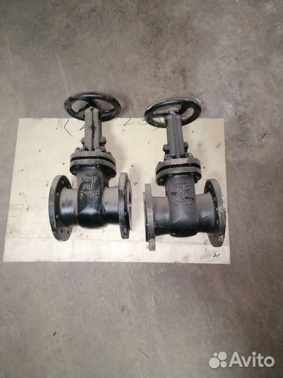 Задвижка PN 16 100