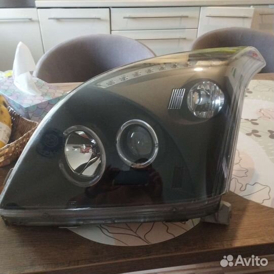 Фары на toyota prado 120