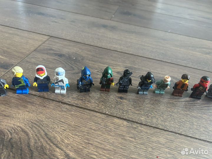 Lego минифигурки