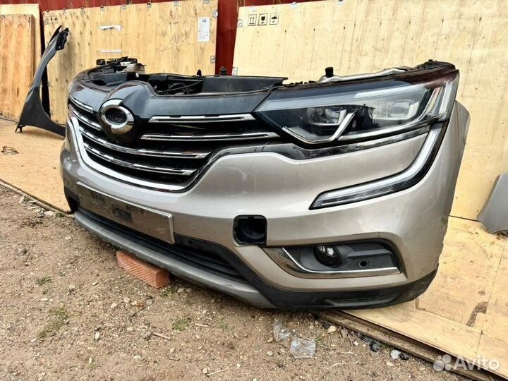 Передняя часть Рено Колеос HZG дорестайлинг