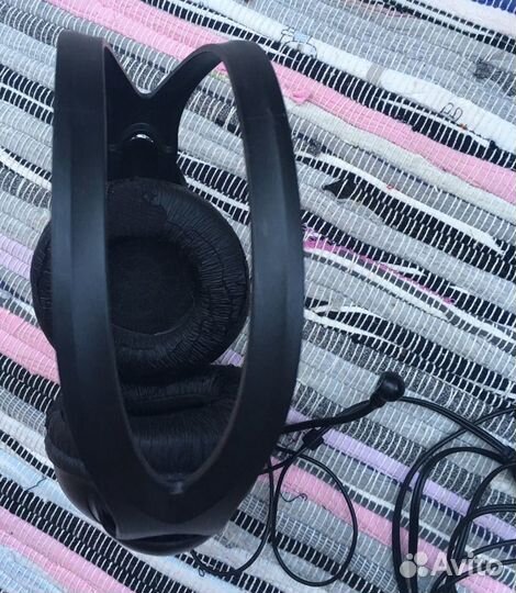 Наушники с микрофоном