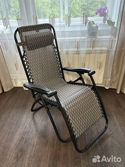 Шезлонг складной инерционный для дачи