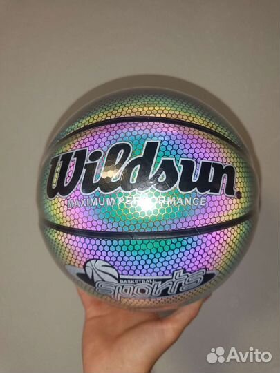 Баскетбольный мяч светящийся. Новый