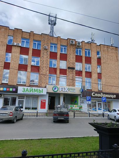 Здание, 3000 м²