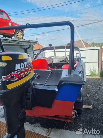 Пластиковая лодка Нептун