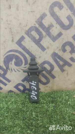 Выключатель стоп-сигнала (Лягушка) Cadillac Sts