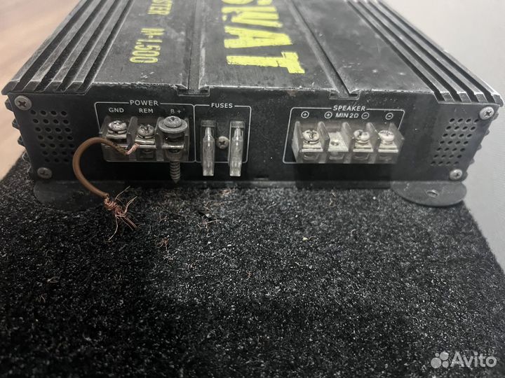 Сабвуфер и усилитель в машину