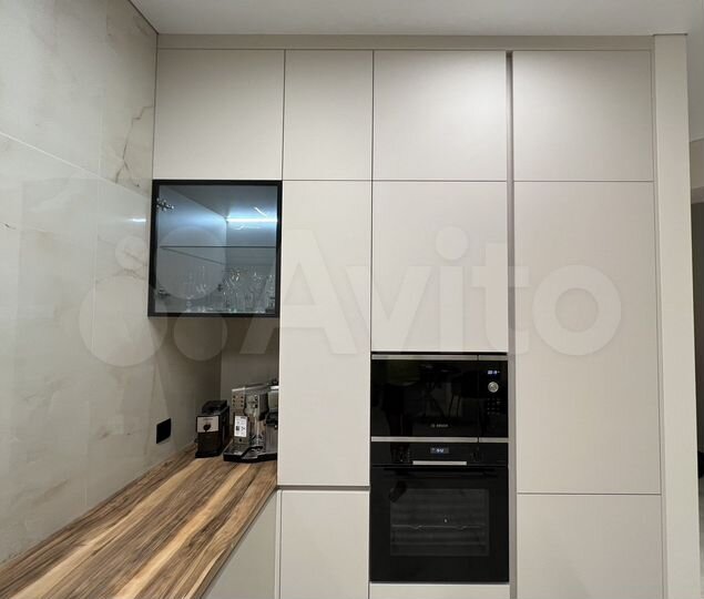 2-к. квартира, 82 м², 7/14 эт.