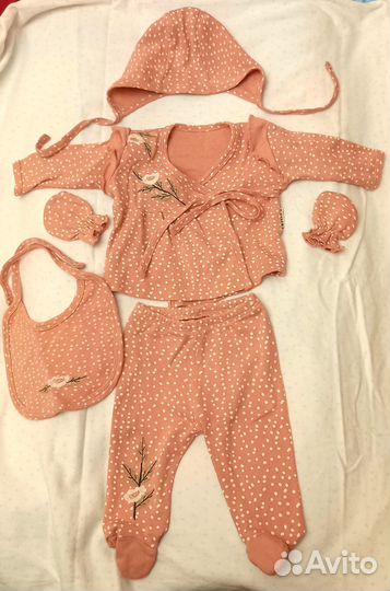 Одежда для новорожденной 56-62