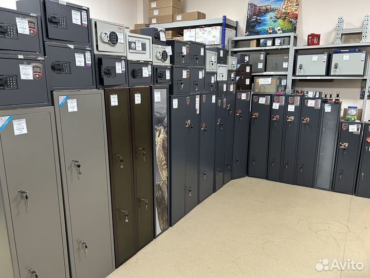 Сейф оружейный Чирок 1325 (2 ствола длиной 130 см)