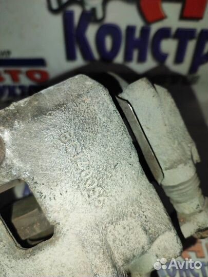 Суппорт тормозной Toyota Avensis T250