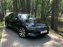 Volkswagen Passat 1.8 AMT, 2019, 71 700 км, с пробегом, цена 2 850 000 руб.