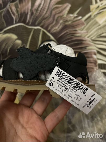 Сандалии next