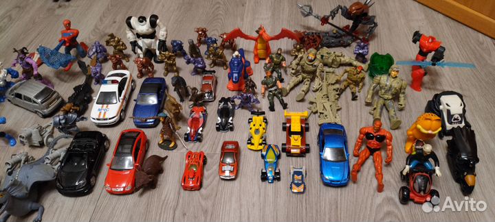 Игрушки, Машинки, роботы, монстры, солдаты