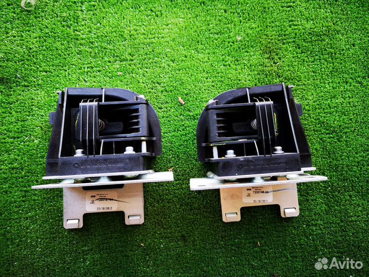 Держатель задней полки для BMW X3 F25 2010-2017