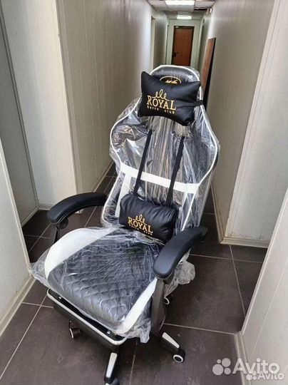 Офисное кресло (геймерское). Кресло для директора