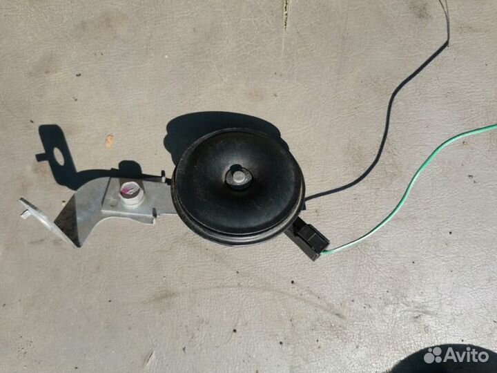 Гудок Mitsubishi Pajero V97W 6G75 2007