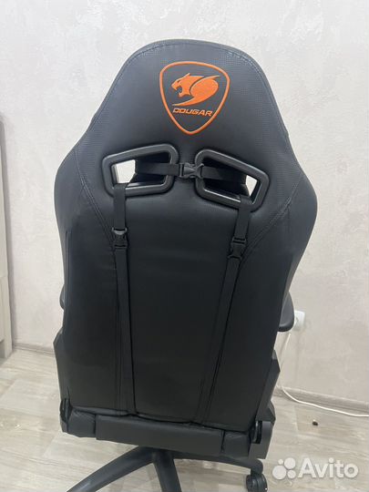 Компьютерное кресло Cougar