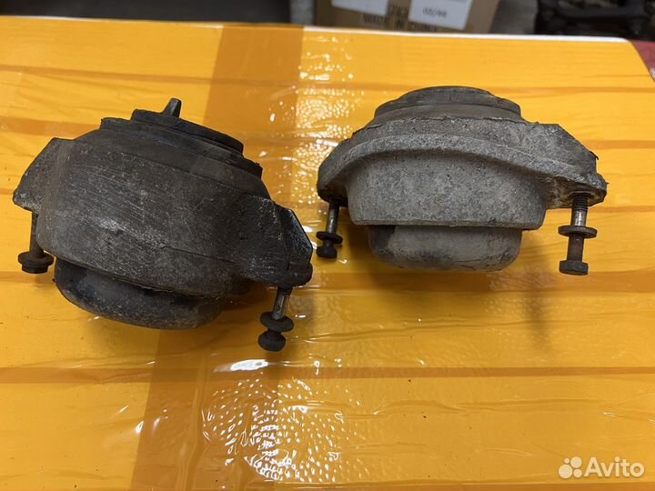 Подушки двигателя Mercedes W140 дизель 3.5 OM603