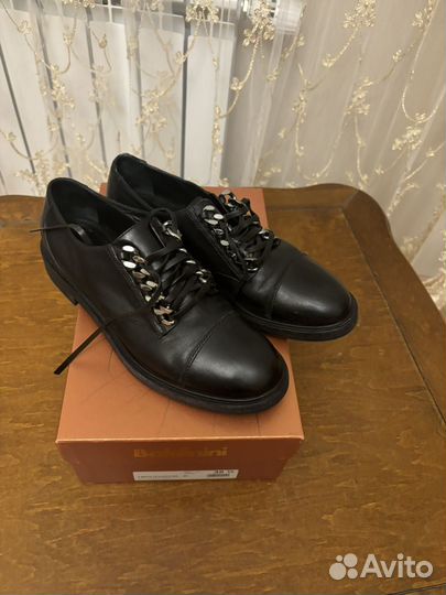 Полуботинки женские