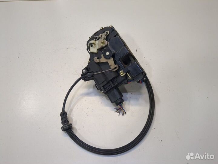 Замок двери Volkswagen Golf 4, 2000