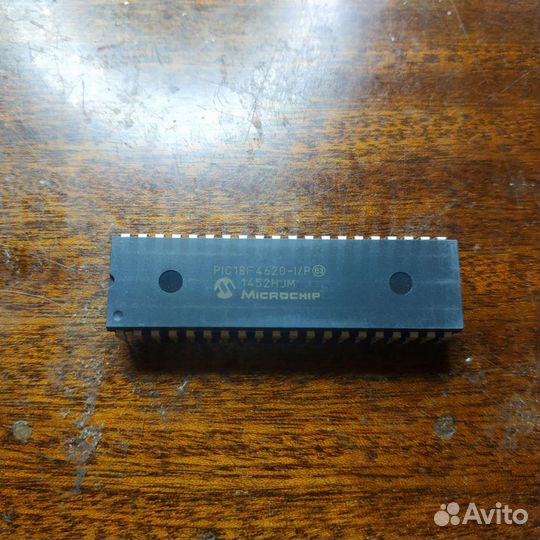 Микроконтроллеры PIC18F4620-I/P 5 шт