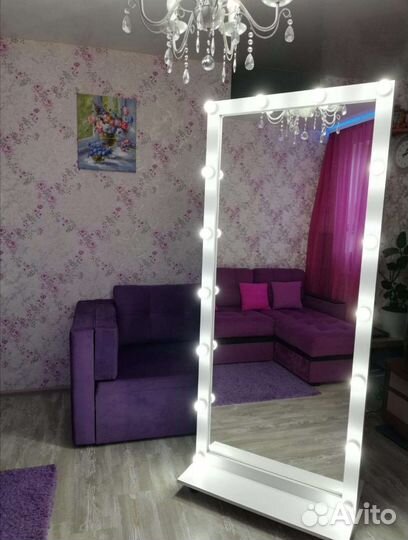 Гримерное зеркало в полный рост с лампочками