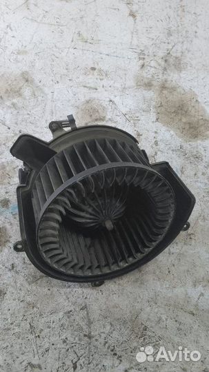 Моторчик отопителя (печки) Opel Astra G