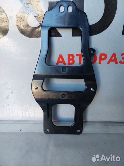 Кронштейн Land Rover Discovery Sport L550 2.0 DT