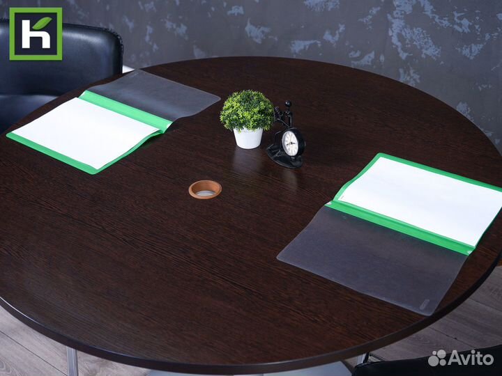Стол для переговорной
