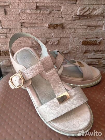 Босоножки для девочки