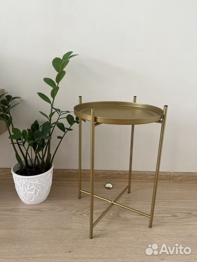Подставка - столик металический