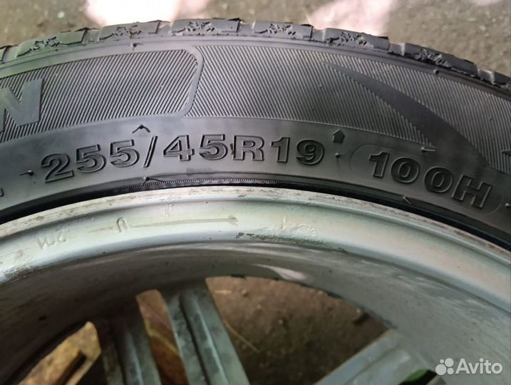 Horizon HW505 255/45 R19 100H